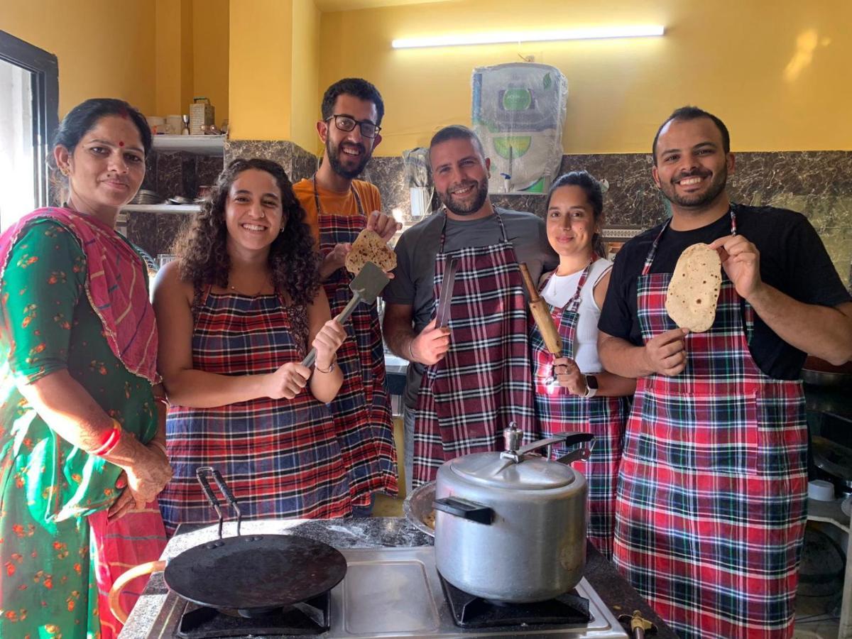 Black Pepper Home Stay Udaipur Kültér fotó