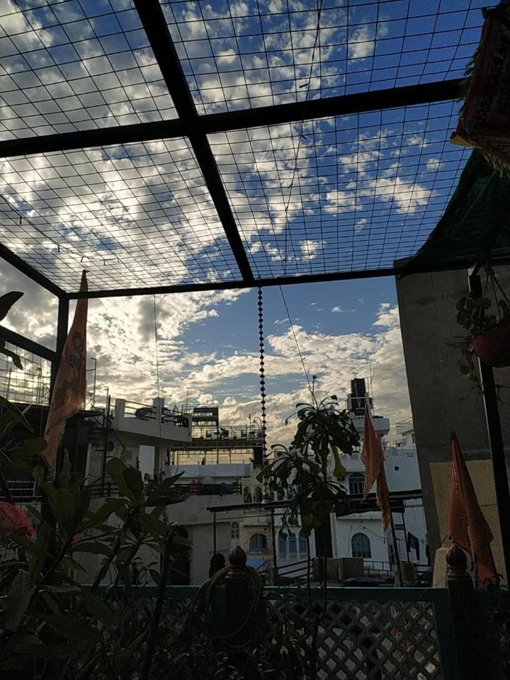 Black Pepper Home Stay Udaipur Kültér fotó