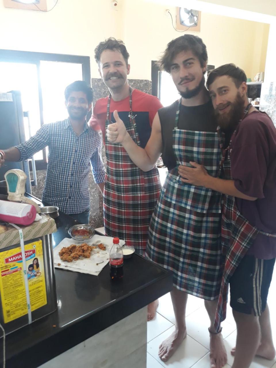 Black Pepper Home Stay Udaipur Kültér fotó