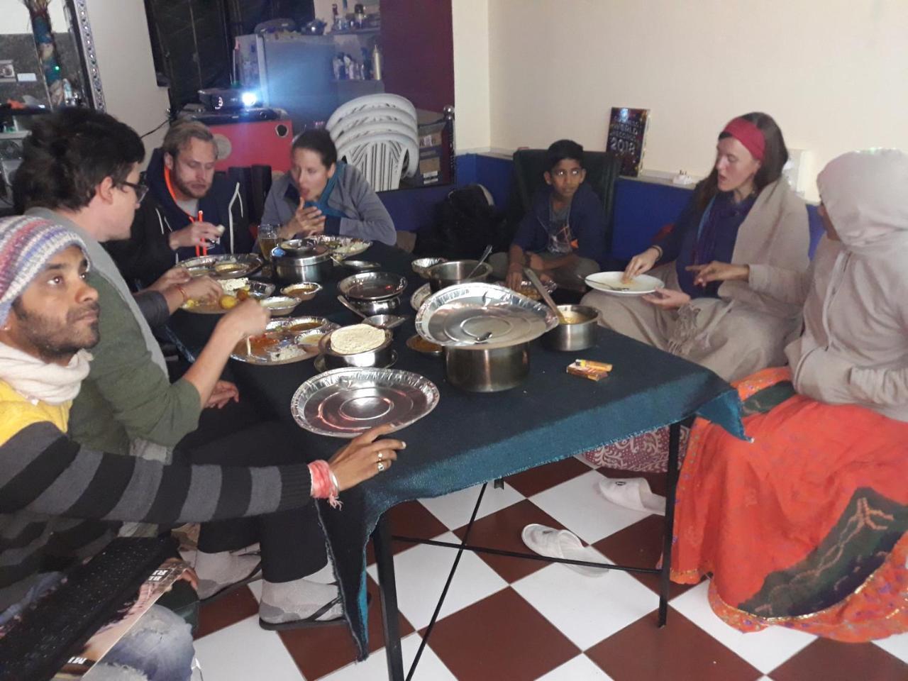 Black Pepper Home Stay Udaipur Kültér fotó